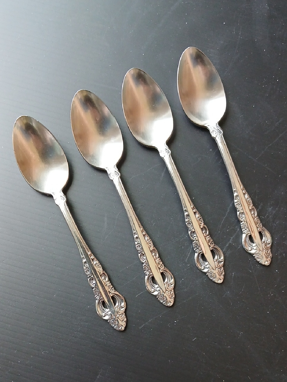 Reed & Barton ROYAL MAJESTY 1971 Stainless Steel Flatware Teaspoons Set of 4